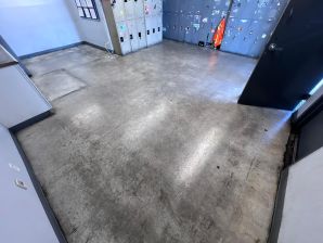 Commercial Floor Stripping and Waxing in Boyle Heights, CA (1)